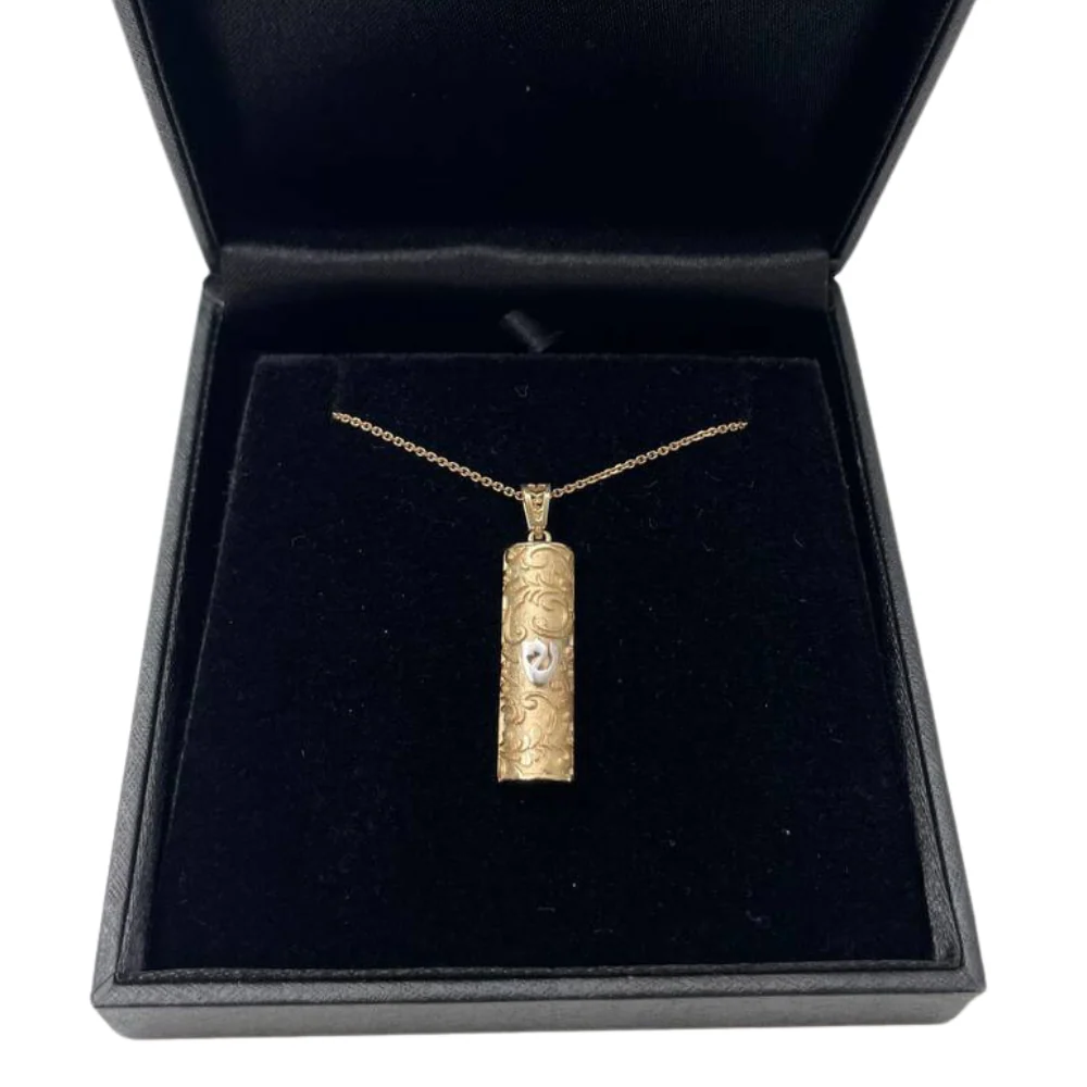 Vintage Style Mezuzah with Shin Pendant for Protection - 14K Gold - Image 5